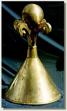 Pedestal Finial