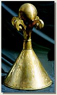 Pedestal Finial