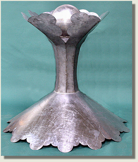 fleur de lis finial
